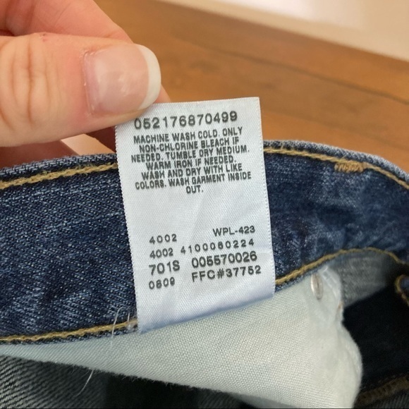 Levi's 557 Relaxed Boot Cut Jeans Size 40x30 - Picture 10 of 10